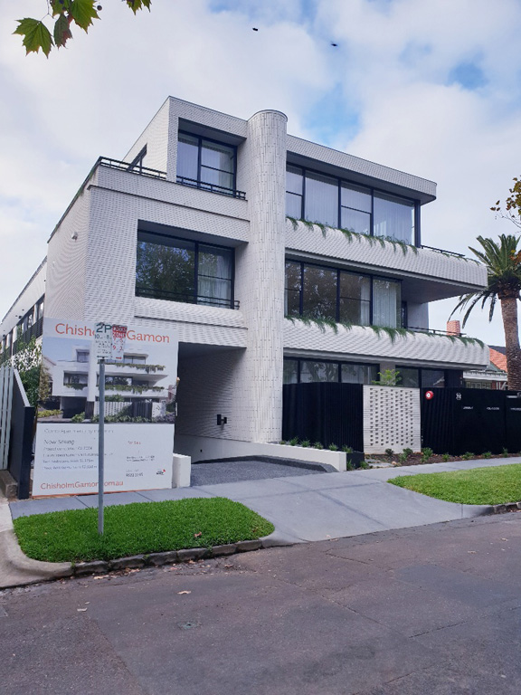 1-5 TIUNA GROVE ELWOOD